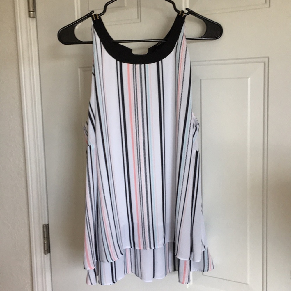 GORGEOUS like new striped sleeveless blouse